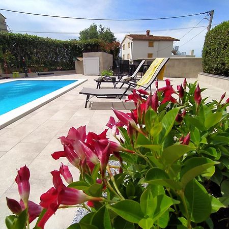 Villa Krasa Sea View Apartmants With Pool Ližnjan المظهر الخارجي الصورة