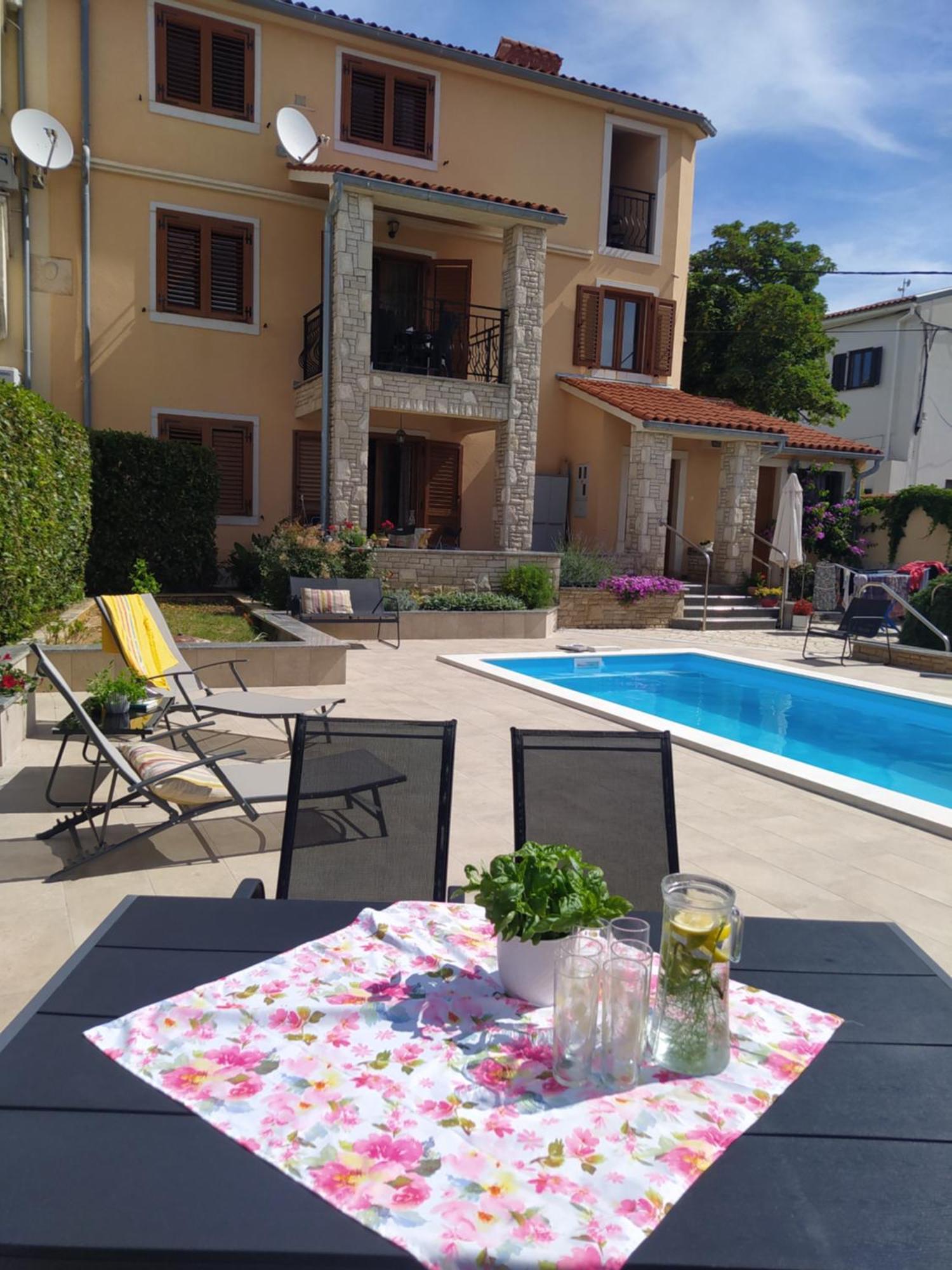Villa Krasa Sea View Apartmants With Pool Ližnjan المظهر الخارجي الصورة