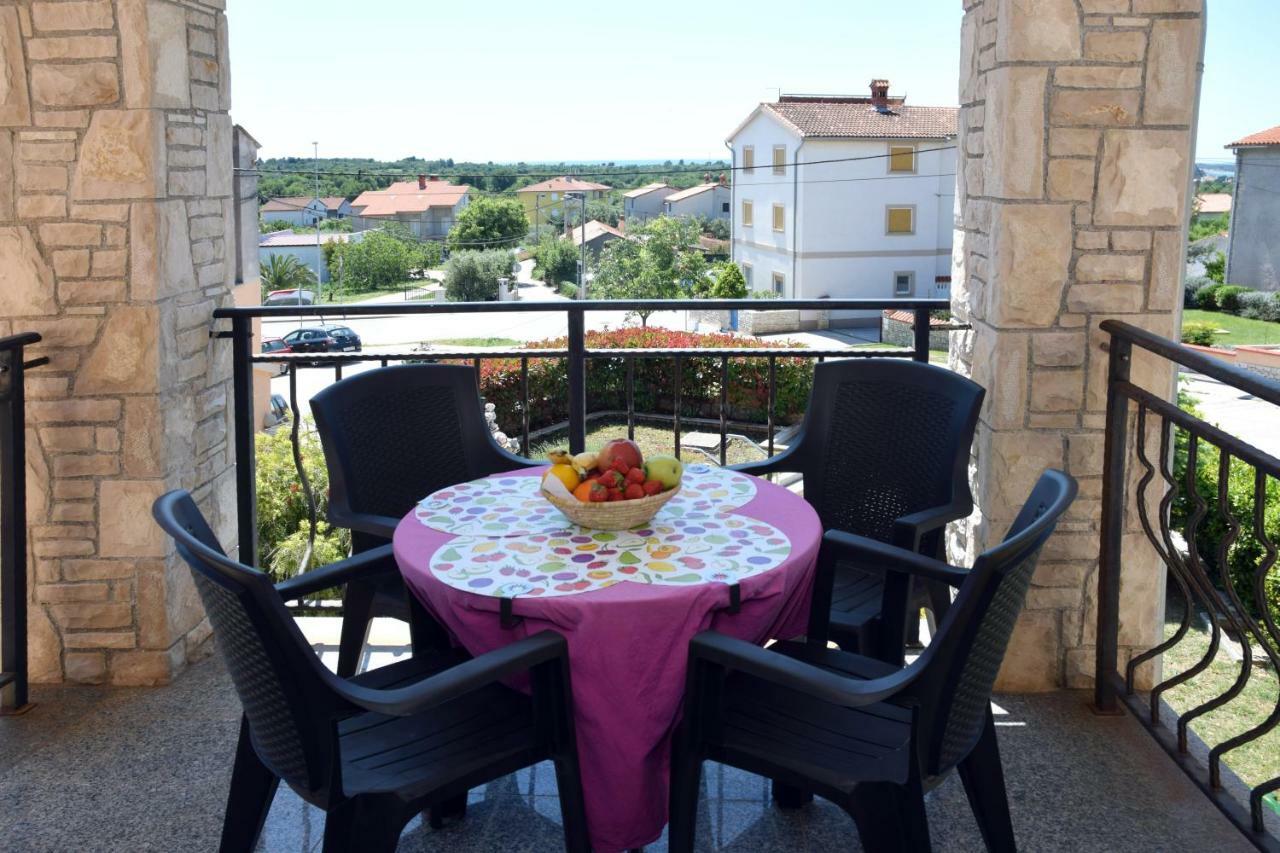 Villa Krasa Sea View Apartmants With Pool Ližnjan المظهر الخارجي الصورة